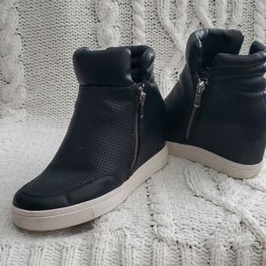 Black Wegde Sneaker Shoe